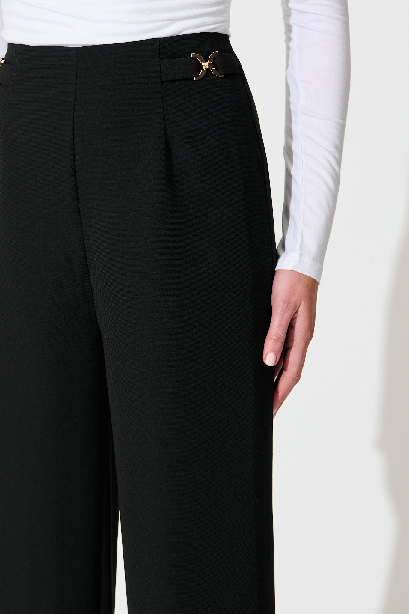 Uptown Pant in Black