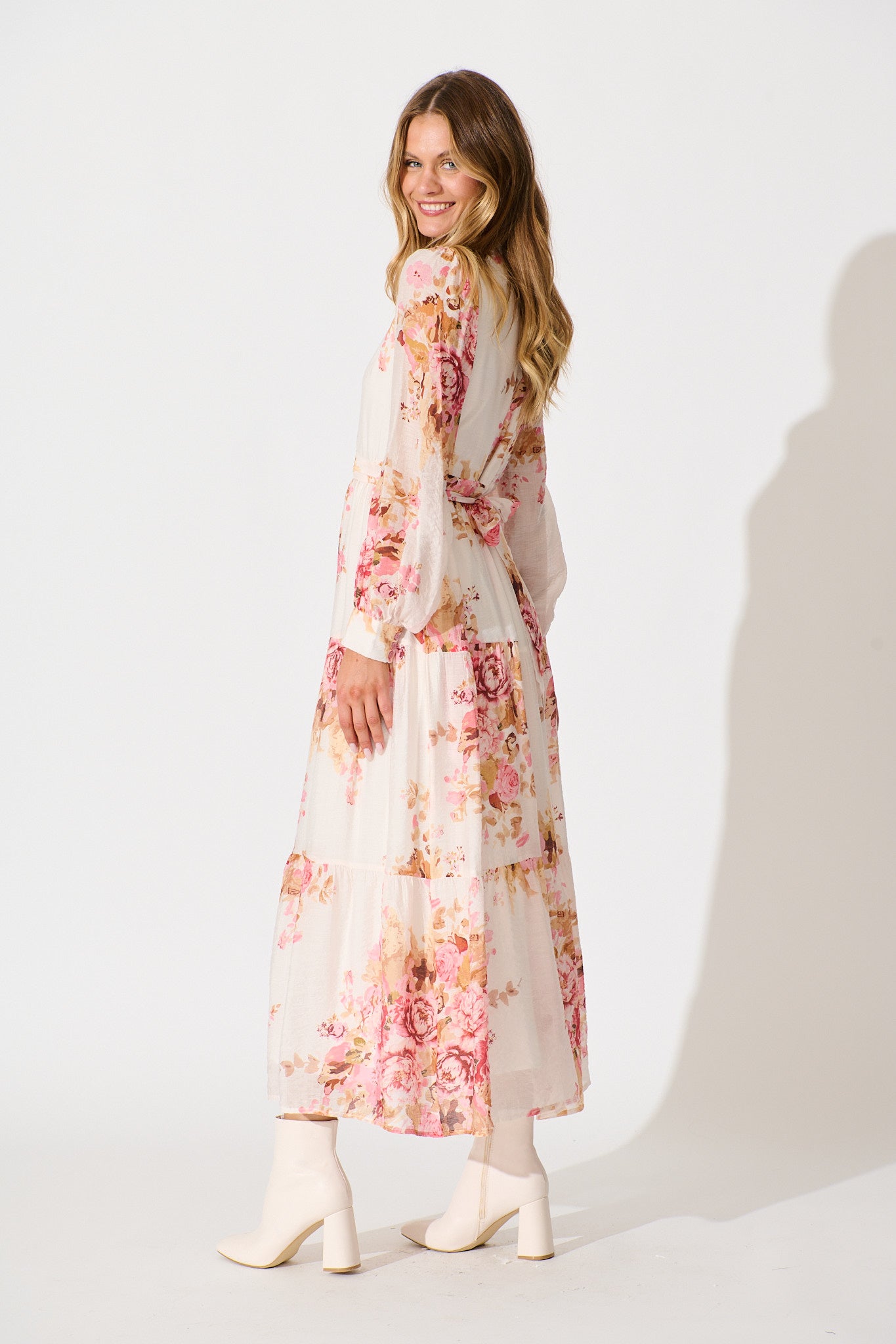 Lettie Maxi Dress in Pink Floral