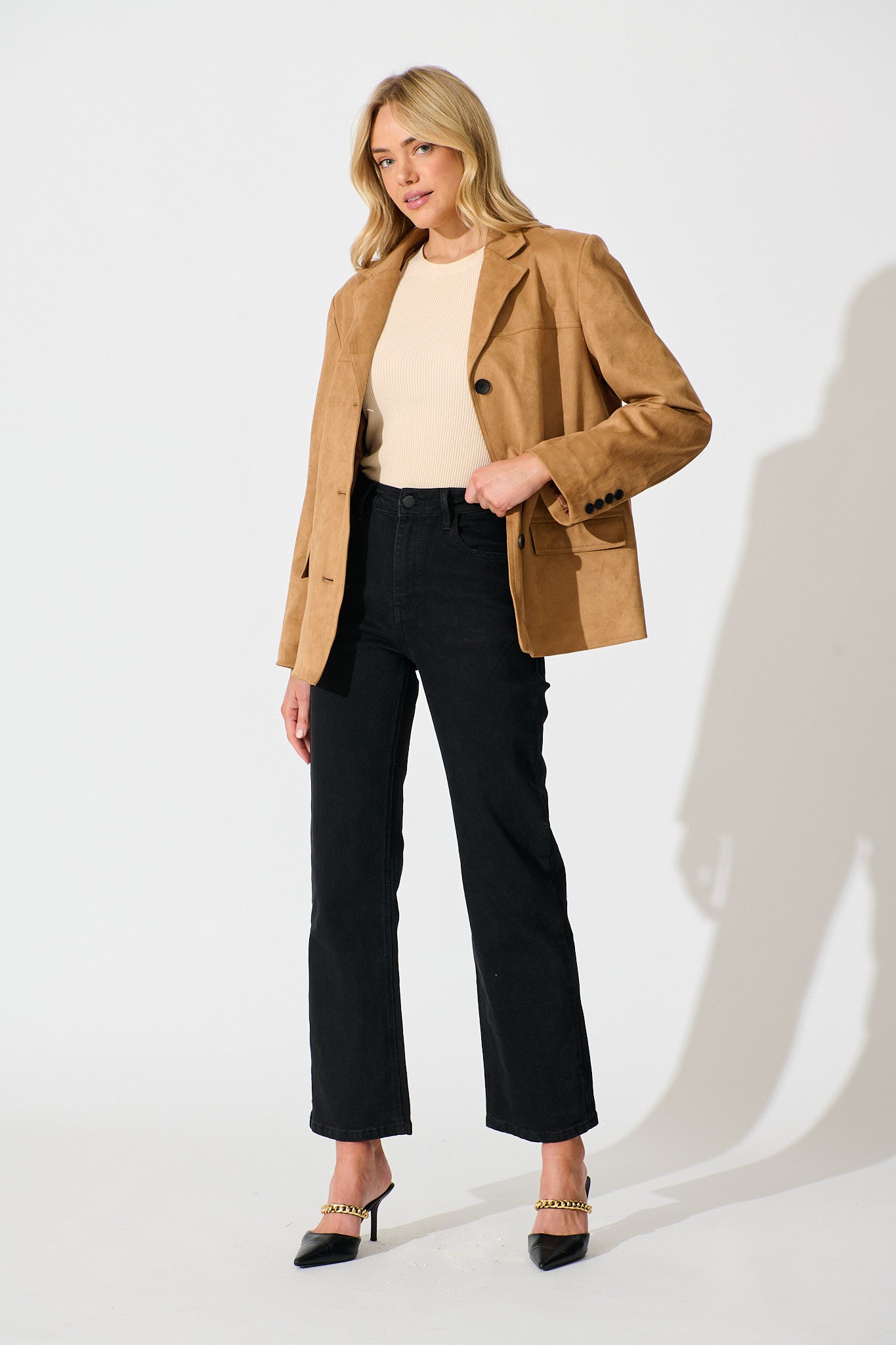 Atwood High Rise Relaxed Leg Jean in Black Denim