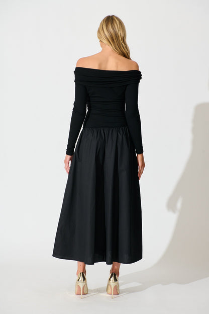 Endless Desire Off Shoulder Maxi Dress in Black