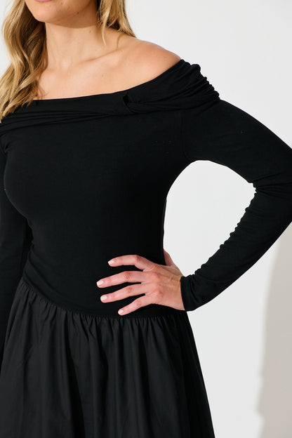 Endless Desire Off Shoulder Maxi Dress in Black