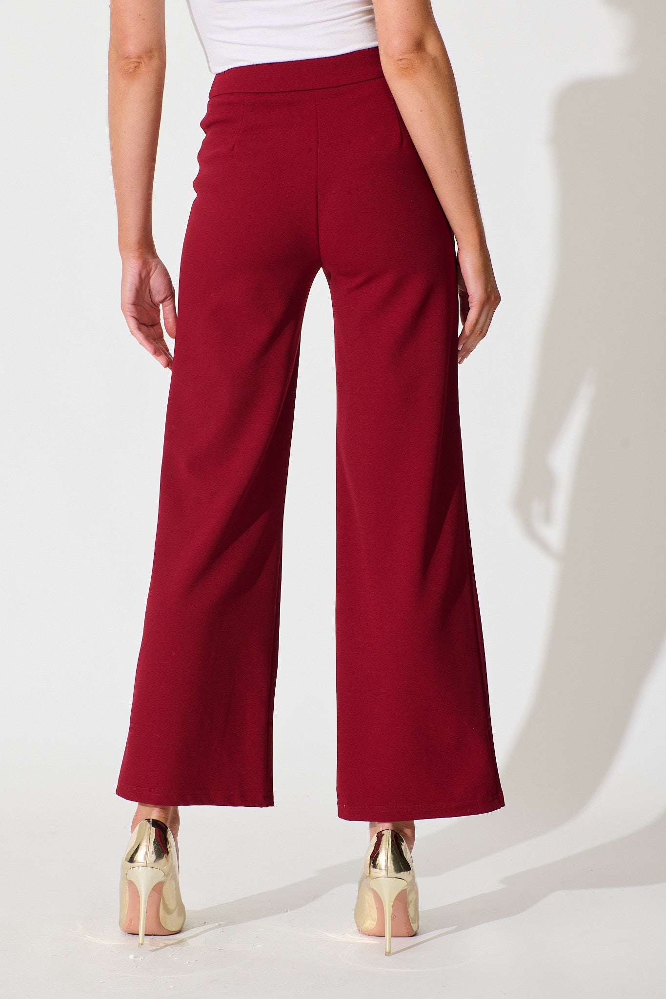 Executive Edge Pant in Wine