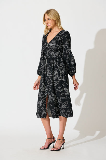 Senorita Midi Zip Dress in Black with White Print