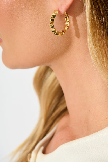 Manila Hoop Earrings in 18K Gold Plated