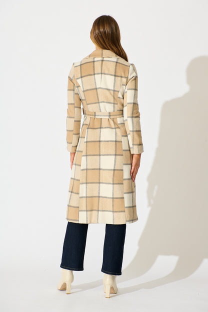 Lexington Coat in in Beige Check