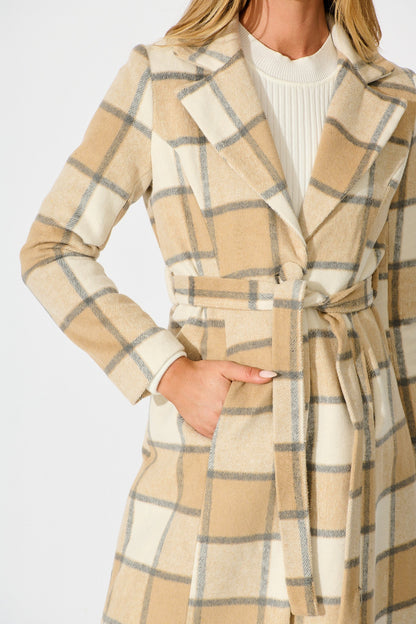 Lexington Coat in in Beige Check