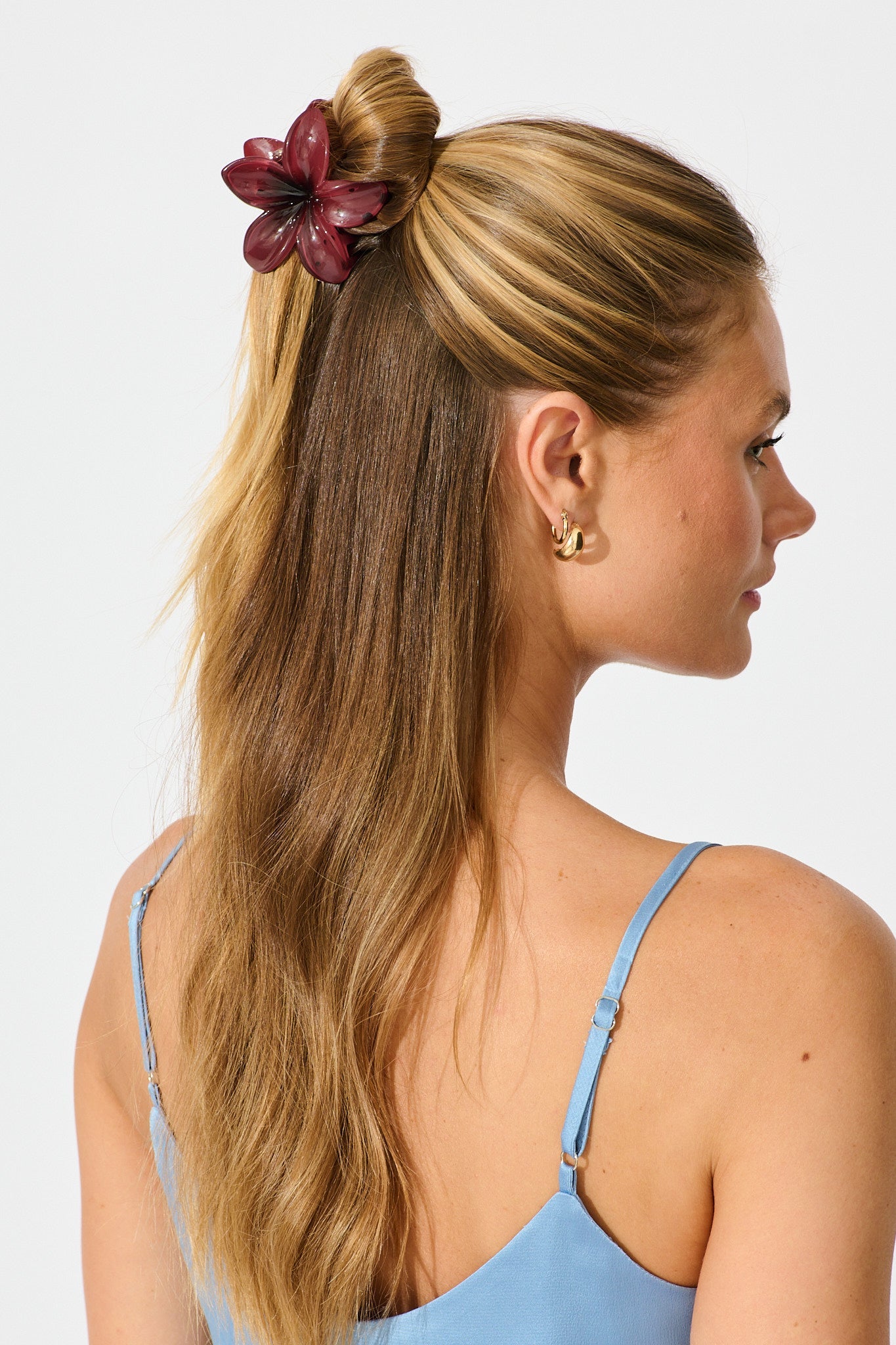 Frangipani Hair Claw in Wine Red