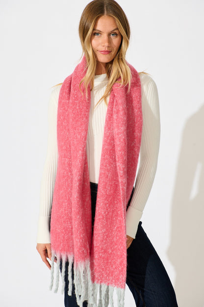 Elita Knit Scarf in Pink