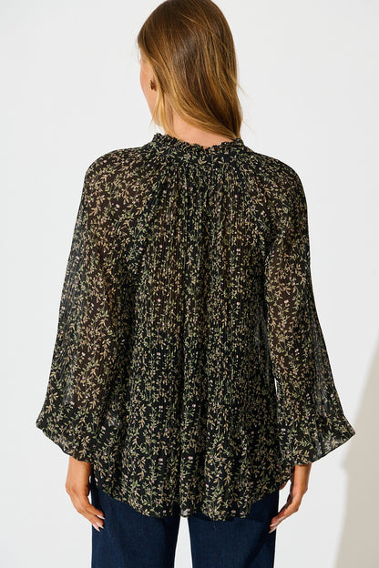 Zahara Top in Black Multi Floral Plisse