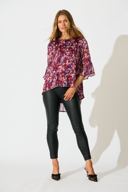 Bettina Top in Wine Floral Plisse