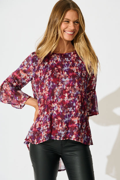 Bettina Top in Wine Floral Plisse