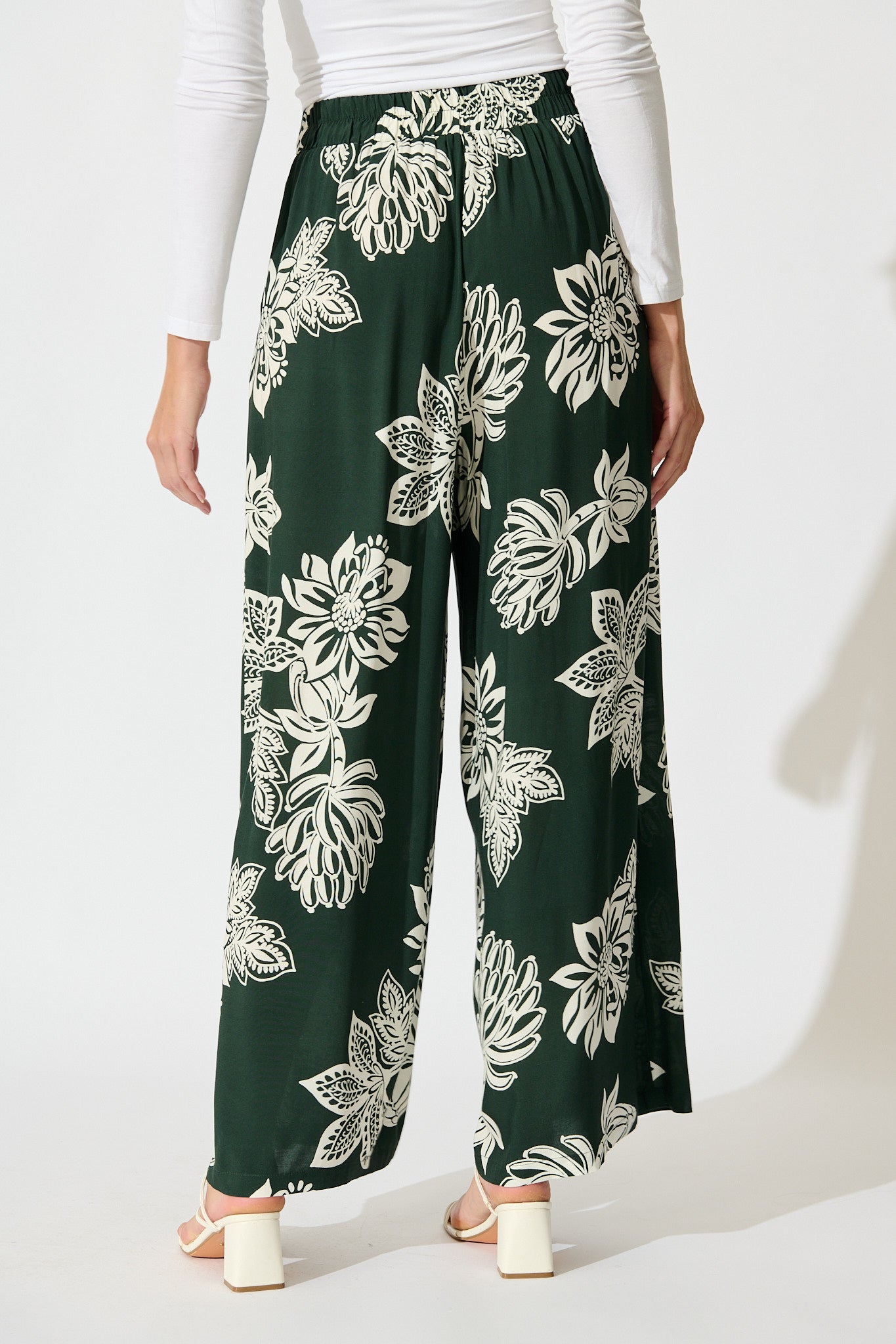 Confessions Pant in Emerald White Floral