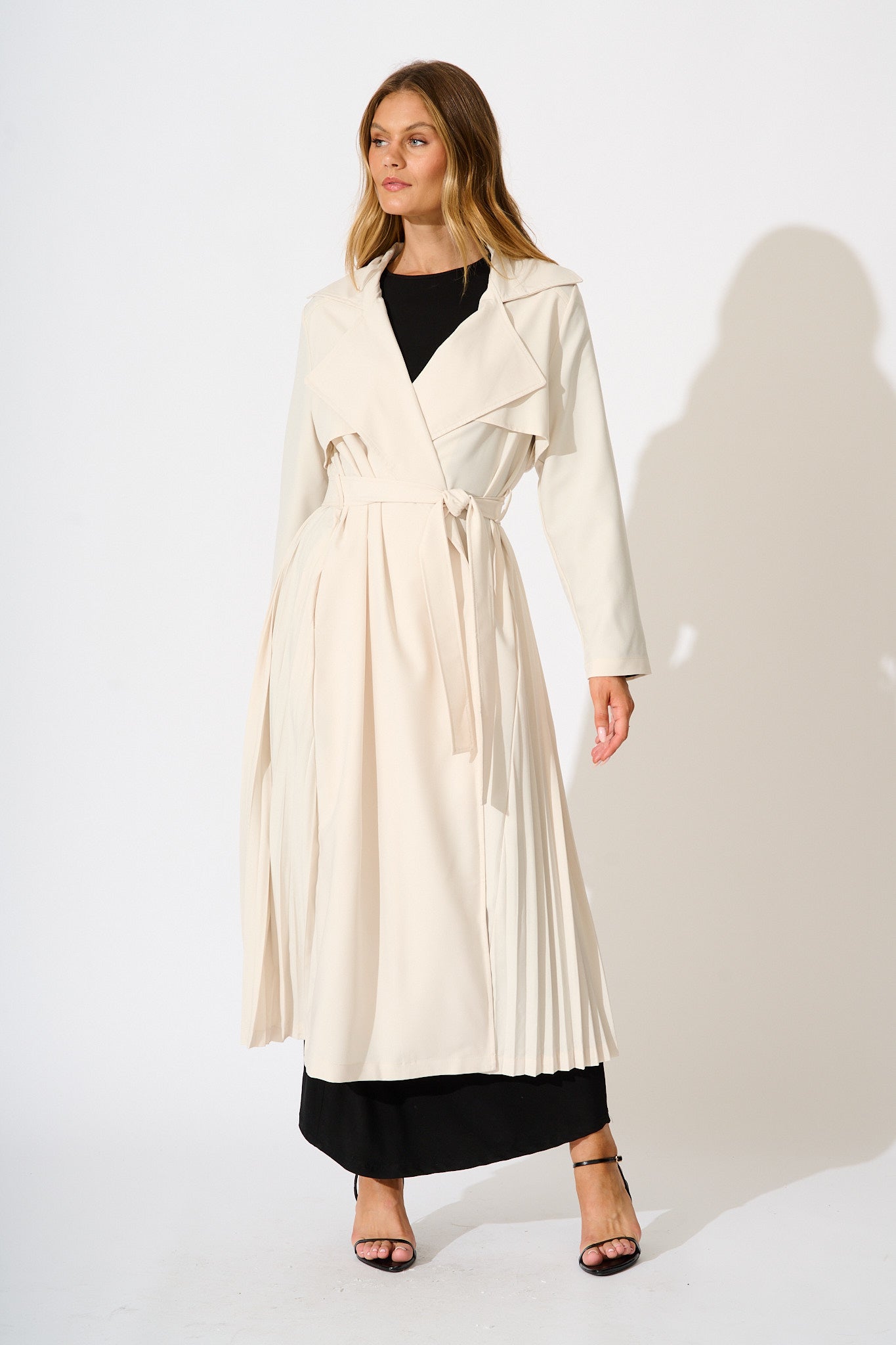 Captivating Trench Coat in Beige