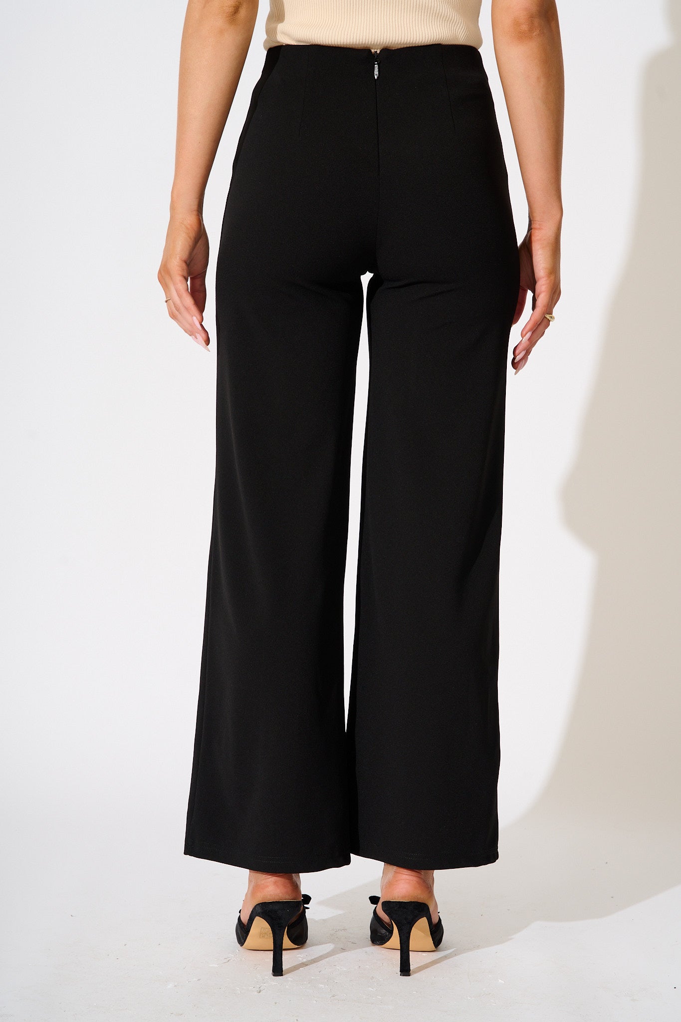 Power & Poise Pant in Black