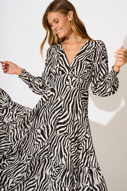 Neveena Maxi Dress In Black with Cream Print