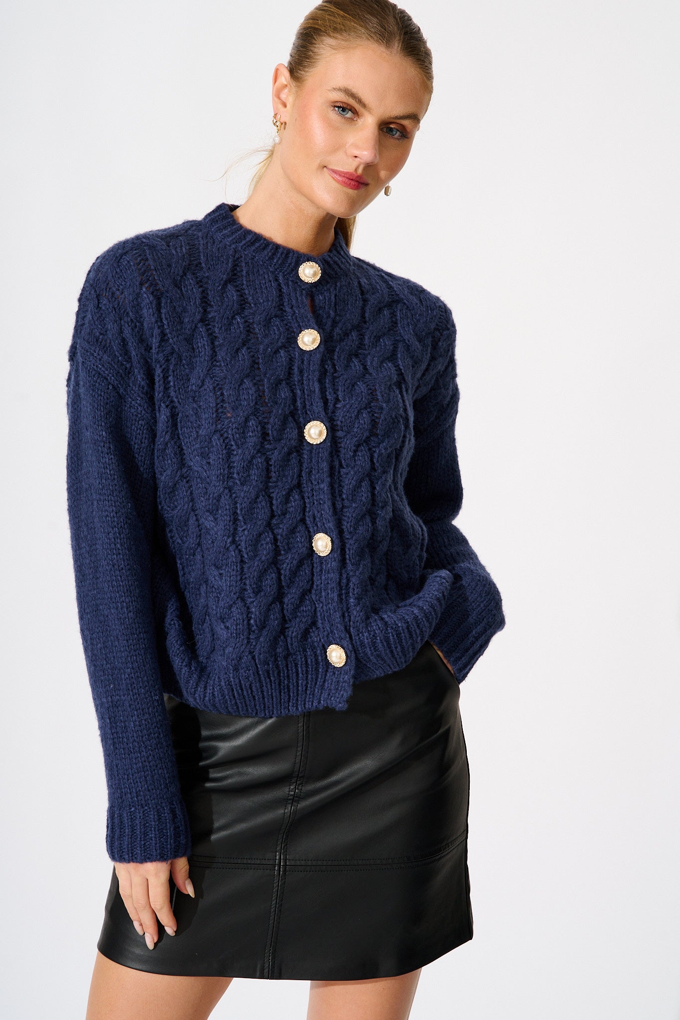 Newport Knit Cardigan in Navy