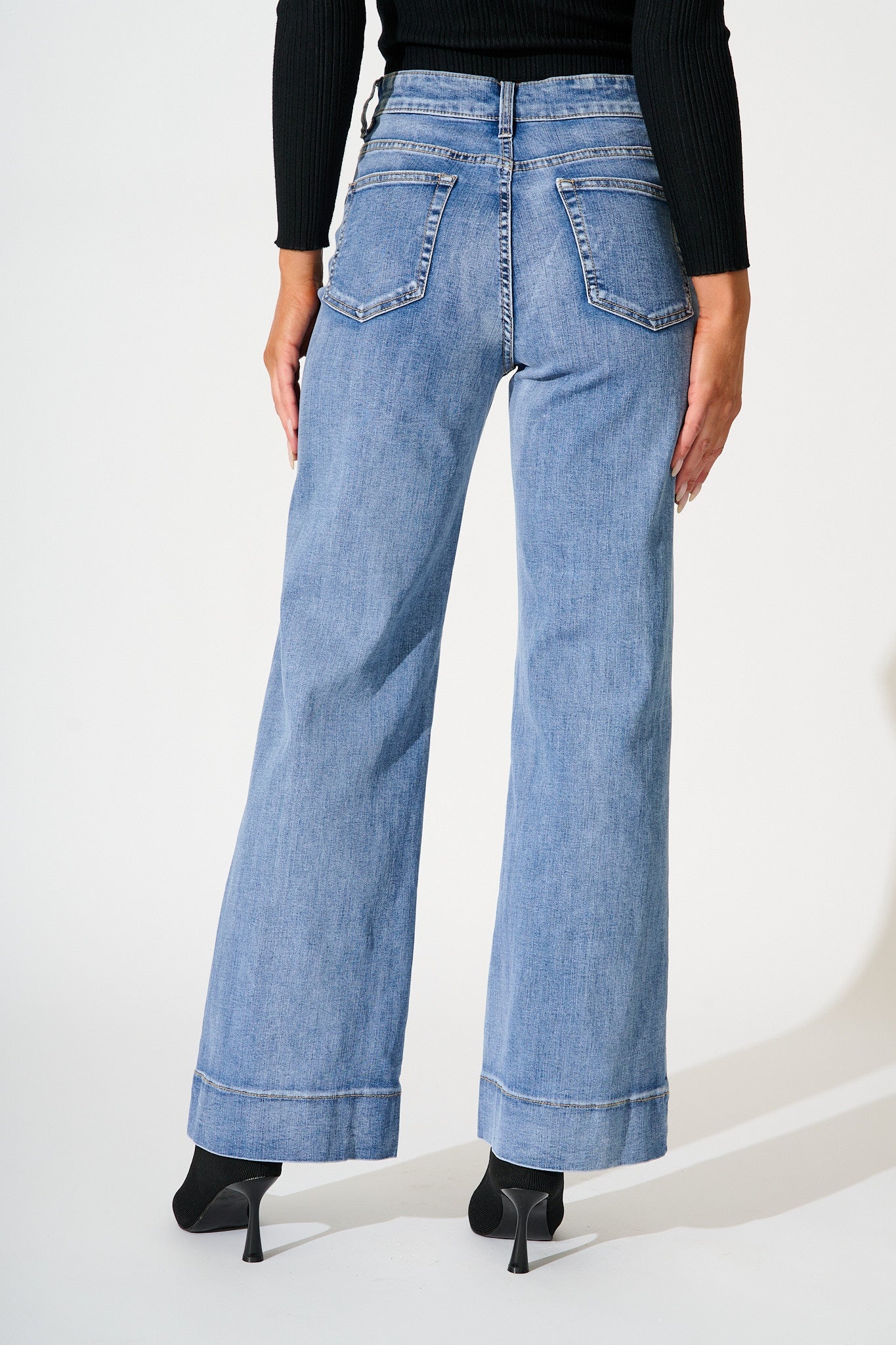 Studio Mid Rise Straight Leg Jean in Blue Denim
