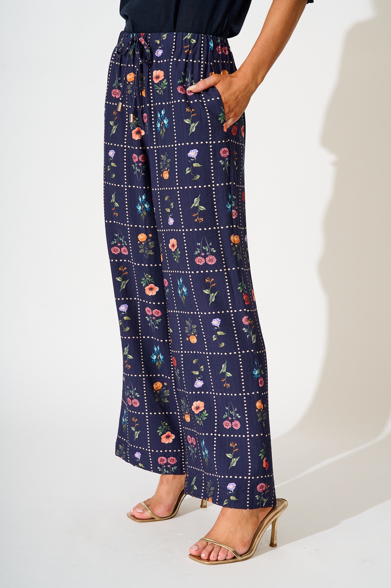 Garden Frame Pant in Navy with Multi Floral
