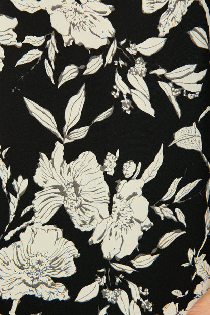 Kylie Top in Black with White Floral