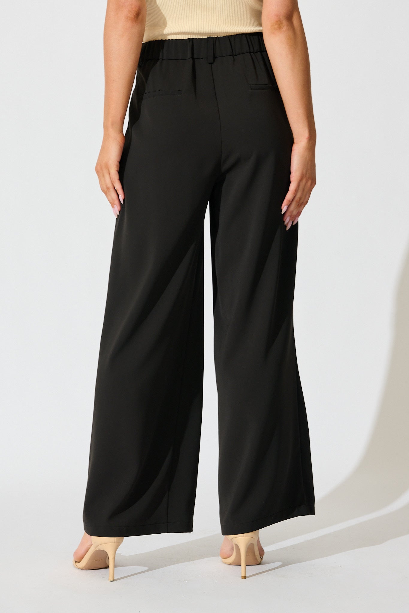 Office Hours Pant in Black