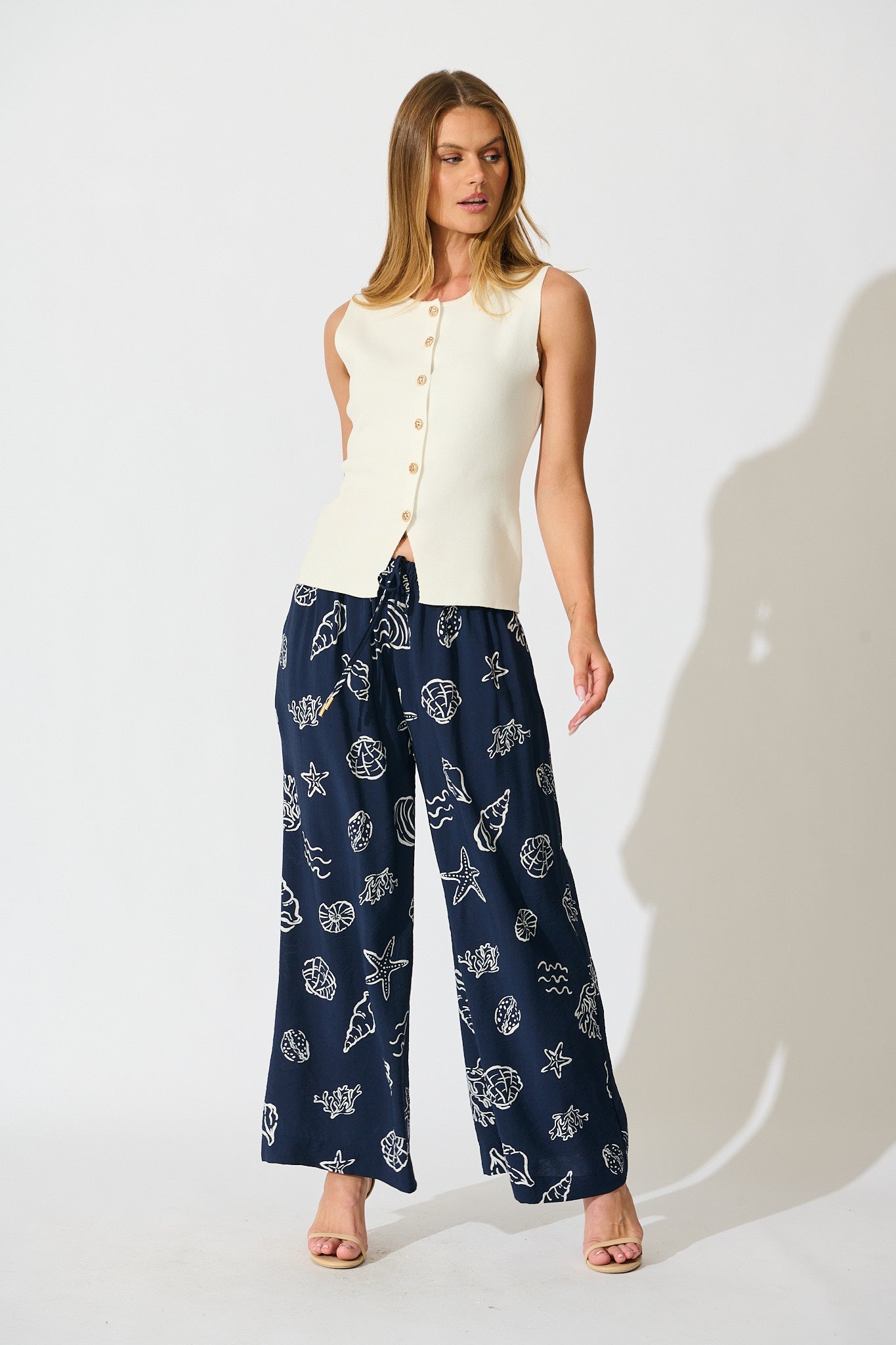 Romeo Pant in Navy with White Shell Print
