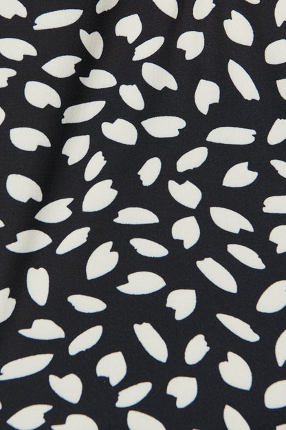 Viviani Zip Top in Black and White Leaf