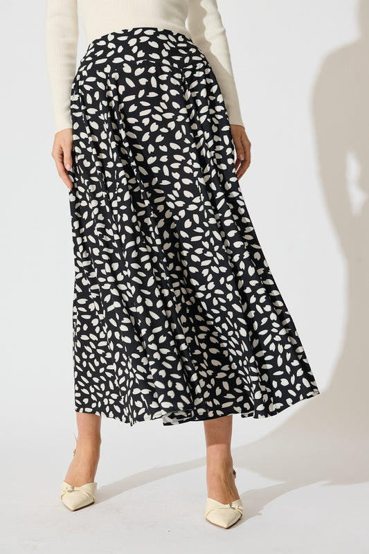 Brandsy Maxi Skirt in Black with White Leaf