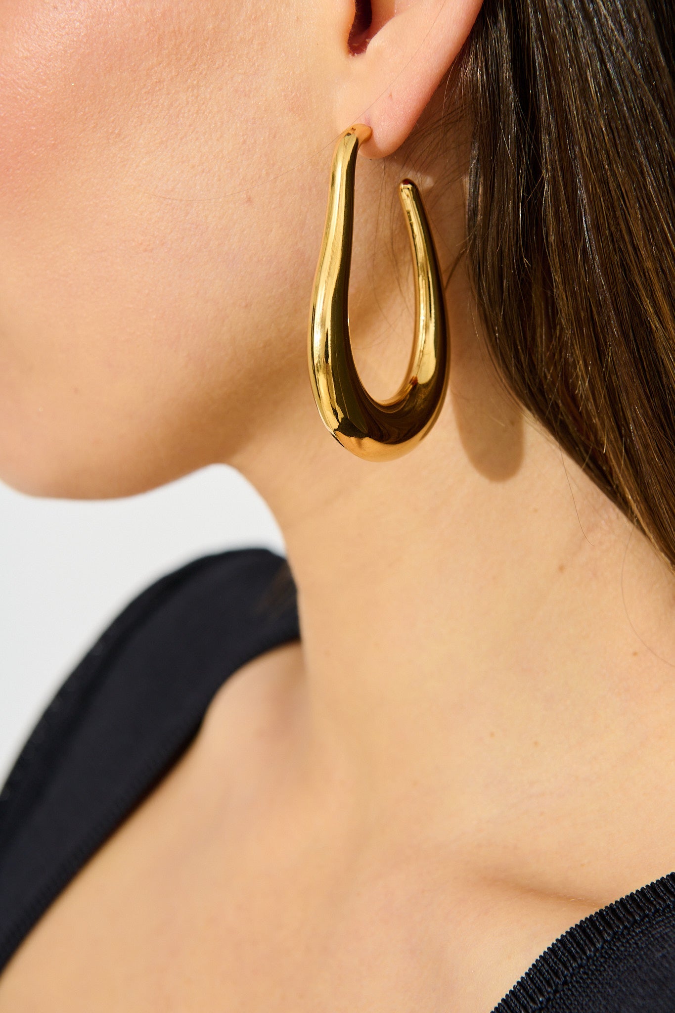 Shayla Hoop Earrings in 18K Gold Plated