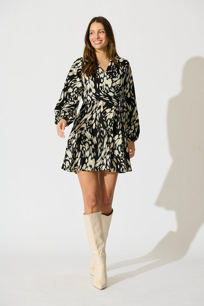 Roseabella Dress in Black and White Print