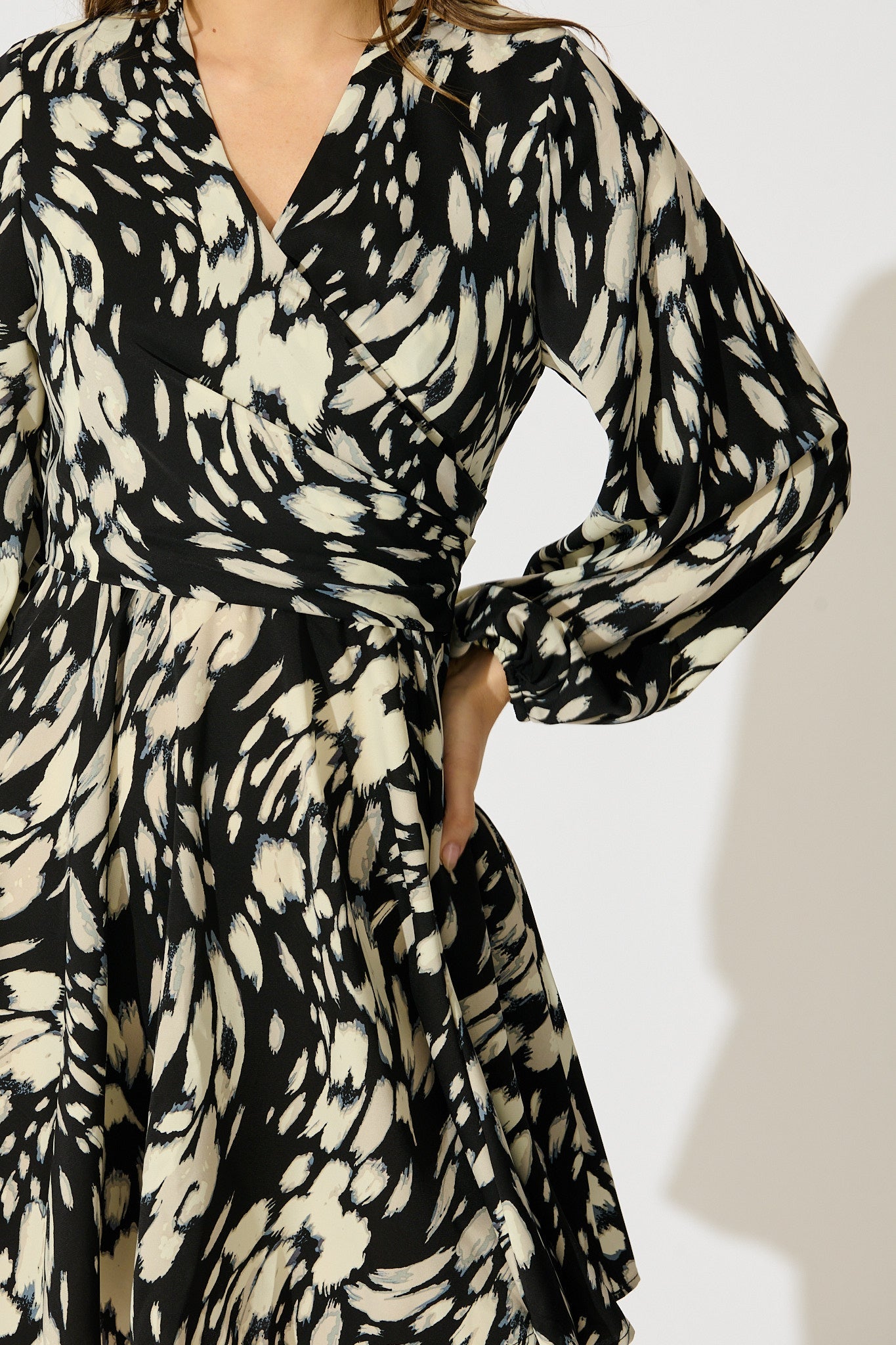 Roseabella Dress in Black and White Print