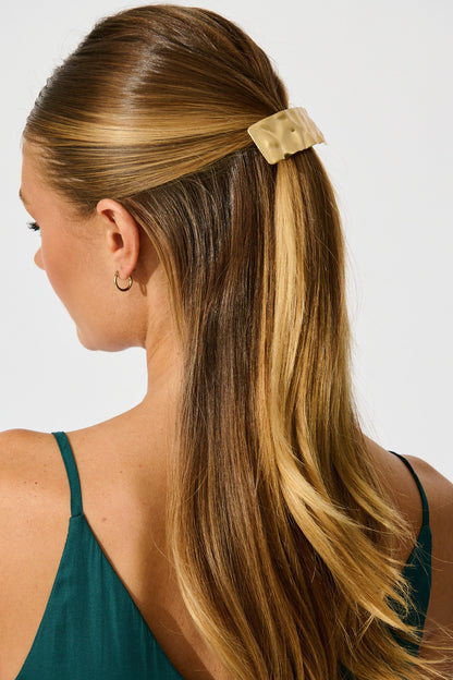 Carly Barrette Hair Clip in Textured Gold