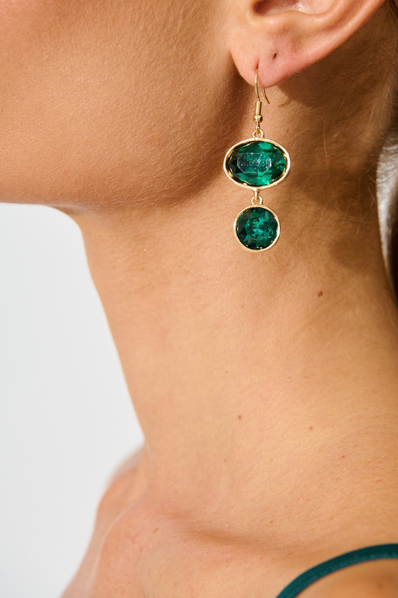 Shauna Drop Earring in Emerald