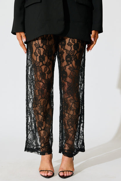 Soft Line Lace Pants In Black
