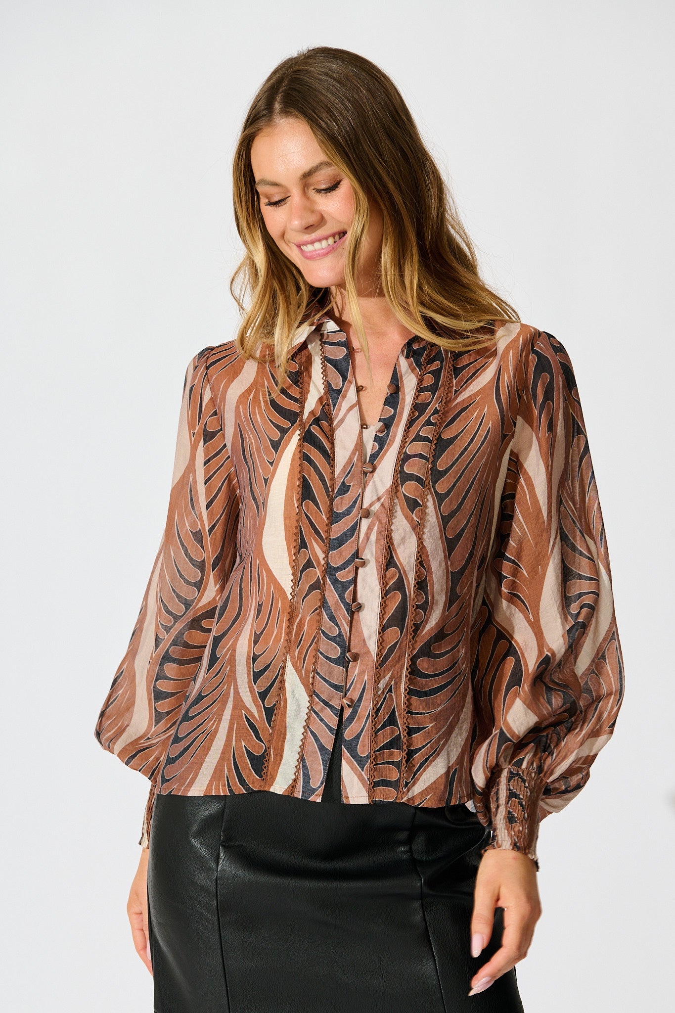 Emma Shirt in Brown with Tan Cotton Blend