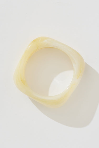 Andrea Irregular Round Bangle in Beige Resin
