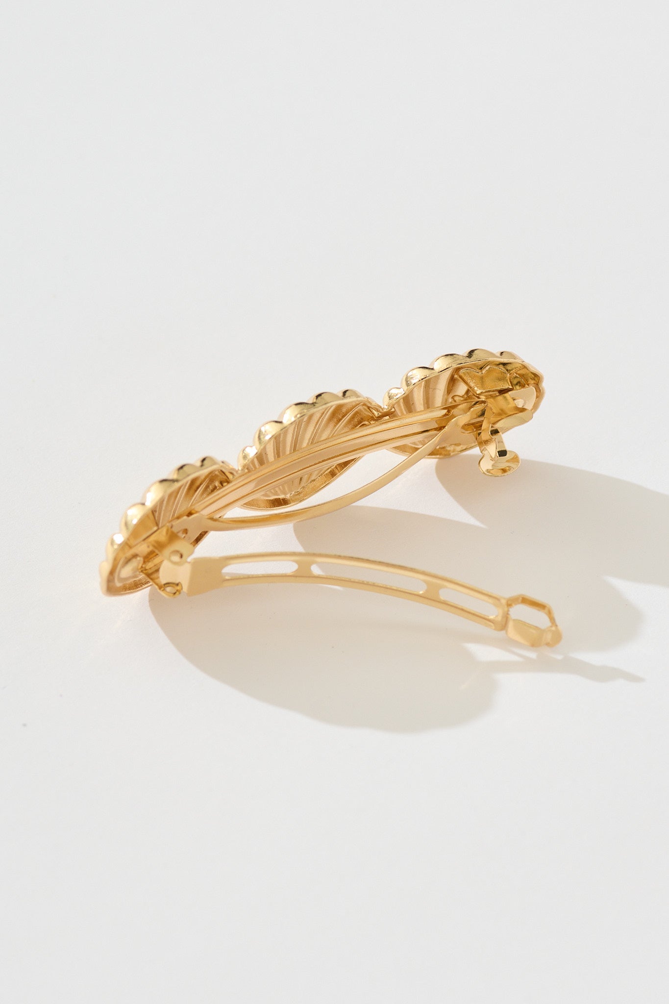 Shelly Barrette Hair Clip in Gold