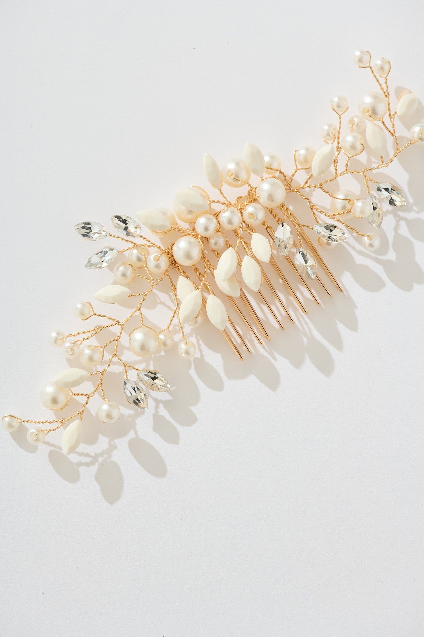 Leona Bridal Hair Comb Clip in Gold with Pearl