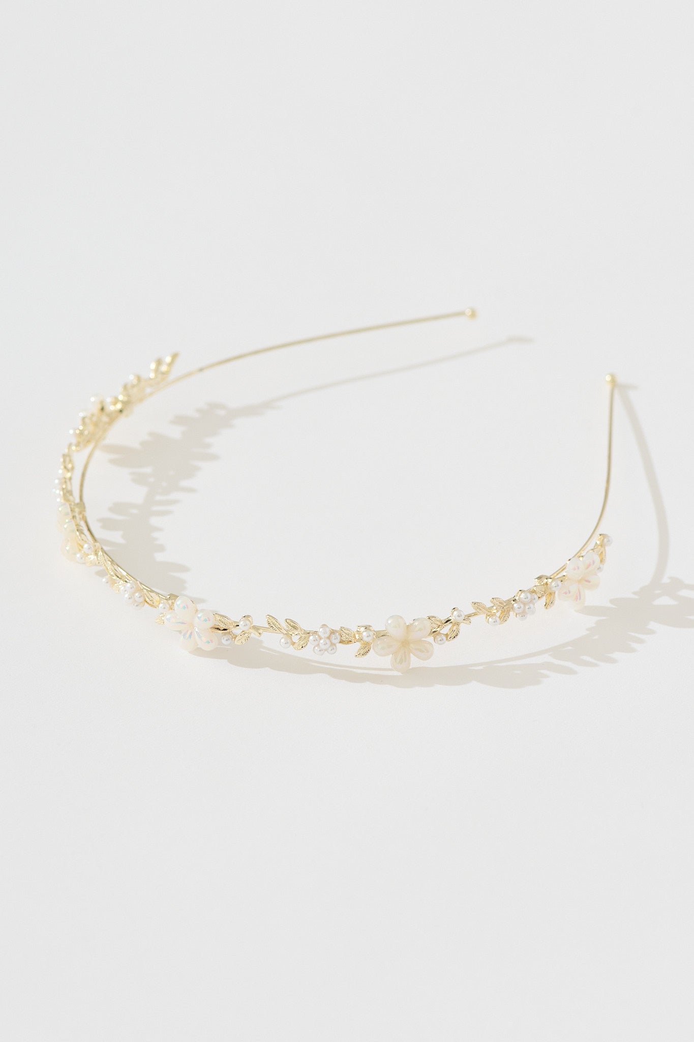 Dina Headband in Gold with Flower