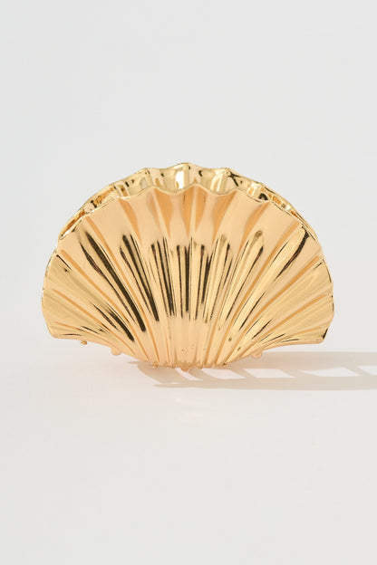Shella Ribbed Metal Shell Claw Clip in Gold