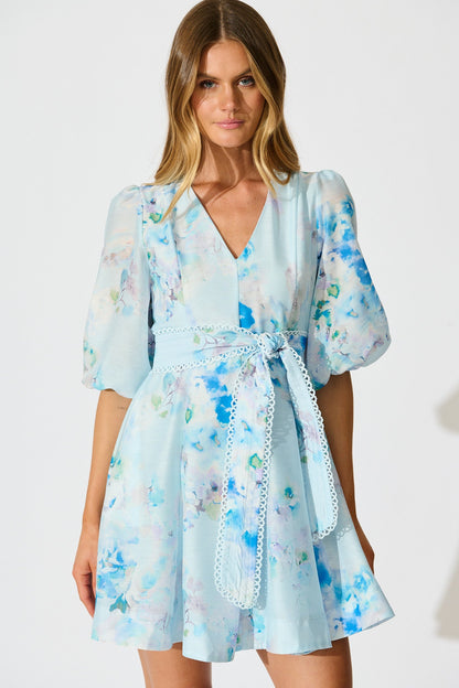 Zoeva Dress in Blue Floral