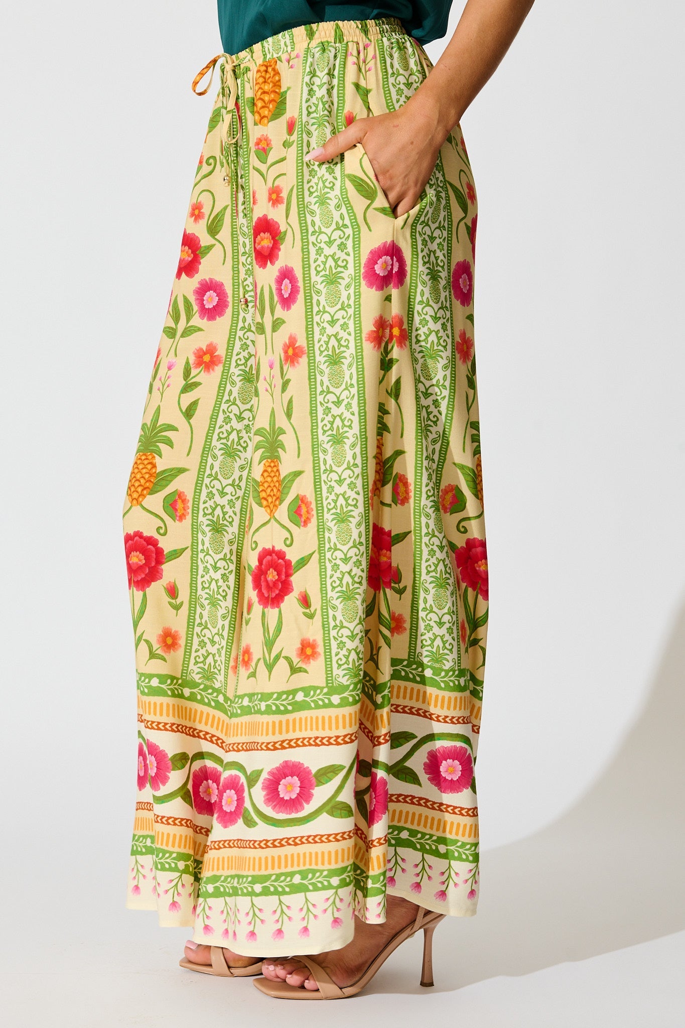 Isla Tropic Pant in Pineapple Print