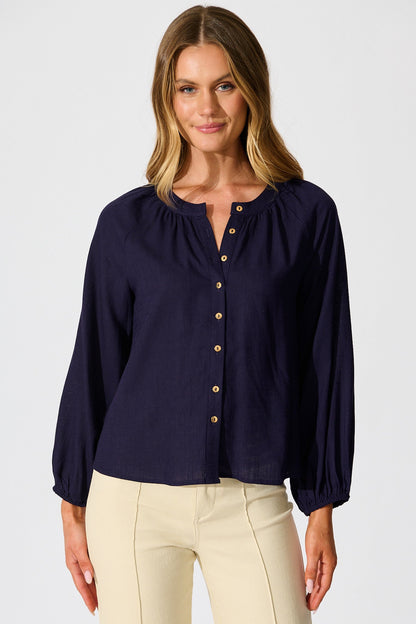 Island Whisperer Top in Navy Linen Blend