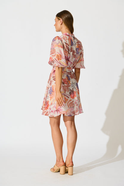Marilina Short Dress in Multi Tan Leaf Print