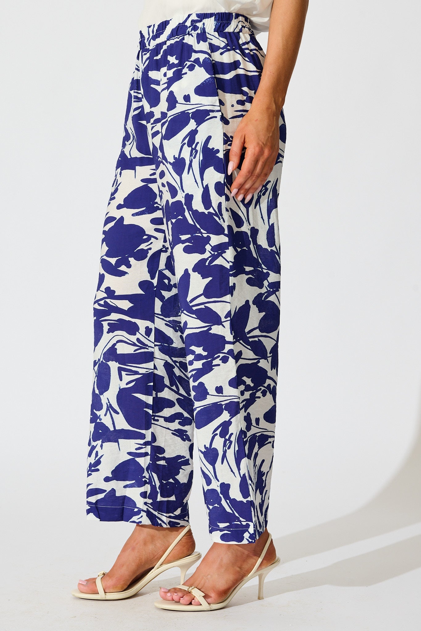 Gala Pant in White and Navy Print Linen Blend