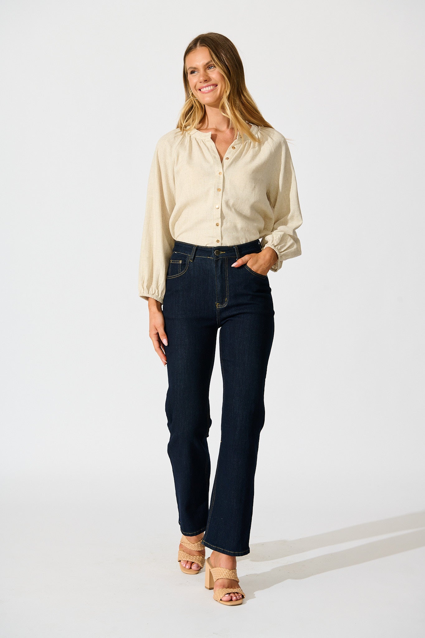 Island Whisperer Top in Oatmeal Linen Blend