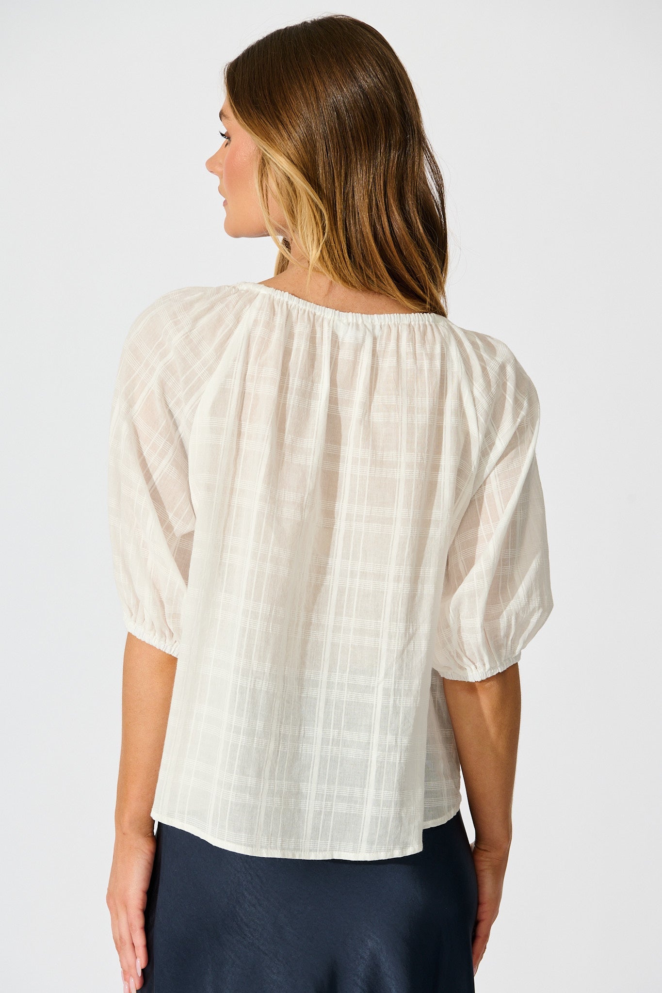 Seabound Top in White Textured Cotton