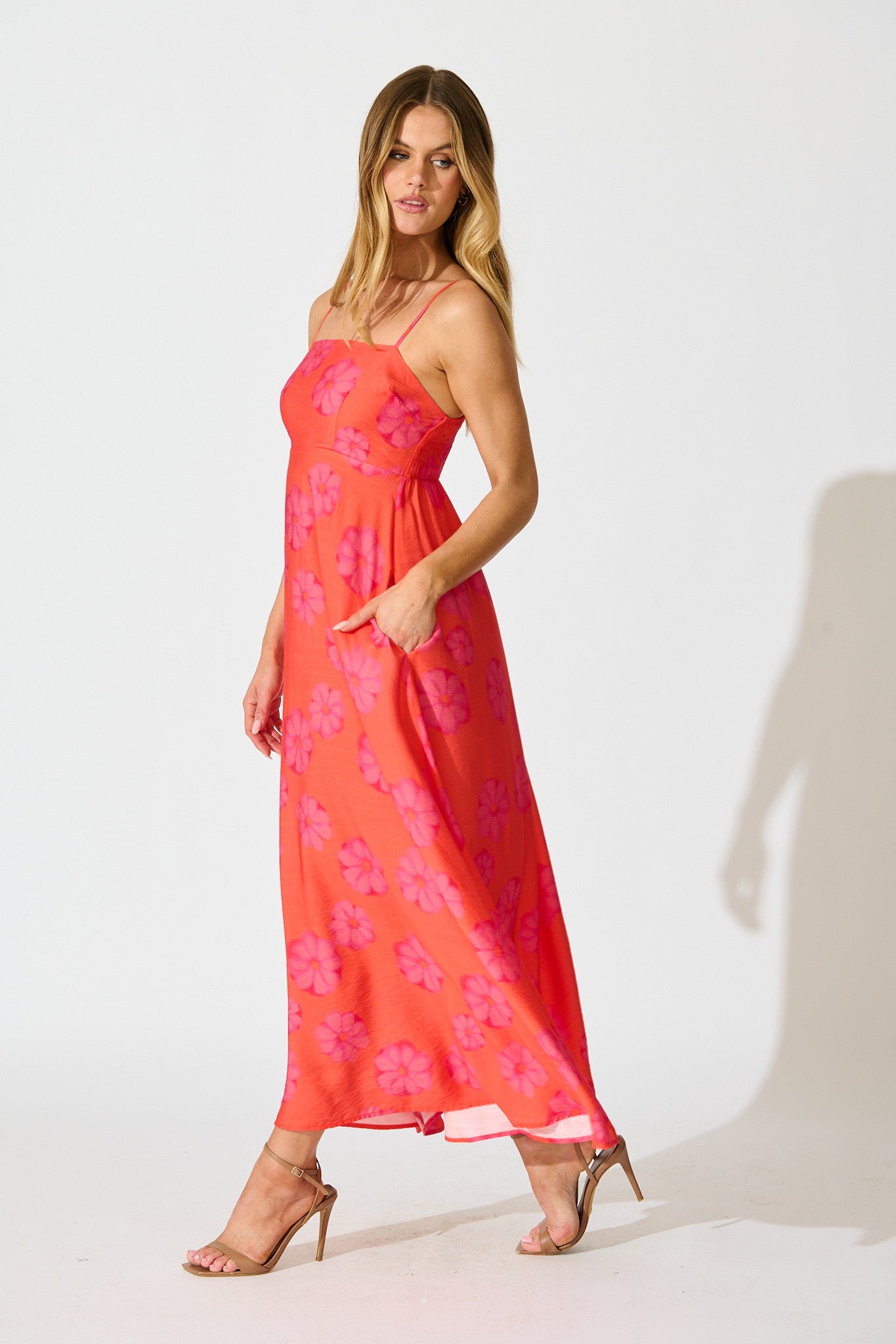 Yetta Maxi Dress In Coral Flower Print