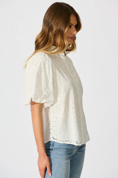 Krizza Top In White Embroidered Cotton