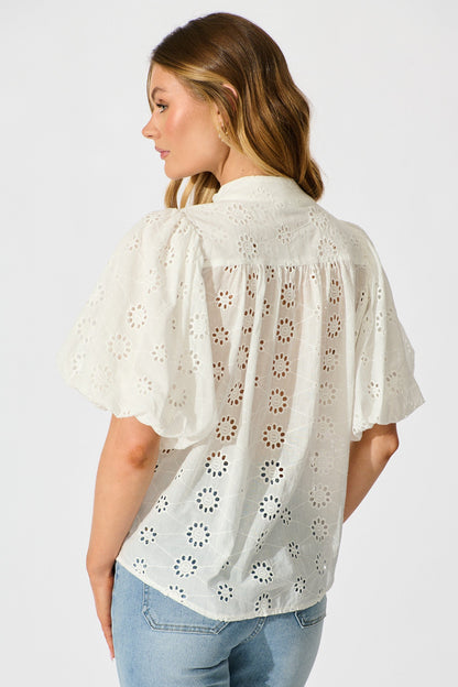 Krizza Top In White Embroidered Cotton