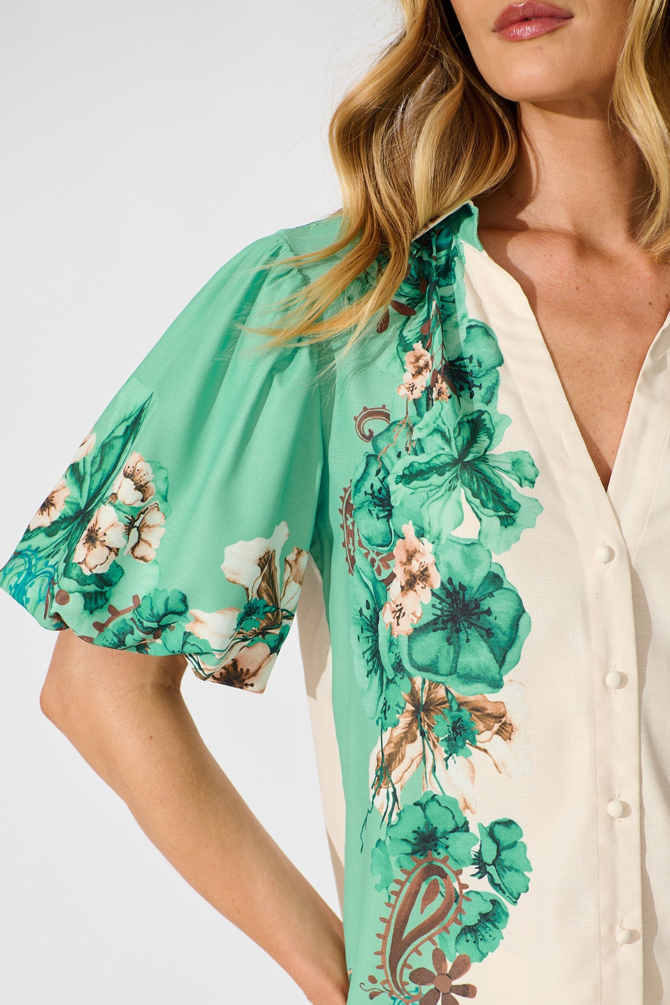 Willow Bloom Top in Cream with Jade Print Linen Blend